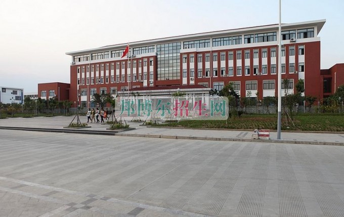 四川建筑職業(yè)技術學院網(wǎng)站網(wǎng)址