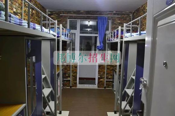山西華澳商貿(mào)職業(yè)學院宿舍條件