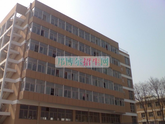山西國(guó)際商務(wù)職業(yè)學(xué)院是幾專(zhuān)
