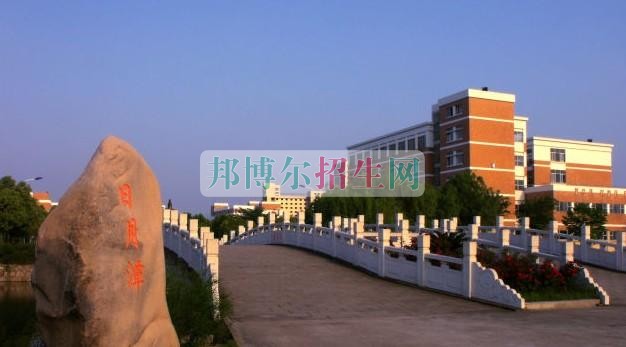 浙江廣廈建設(shè)職業(yè)技術(shù)學院網(wǎng)站網(wǎng)址