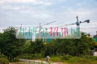 四川省建筑技工學(xué)校2016年報(bào)名條件、招生對(duì)象