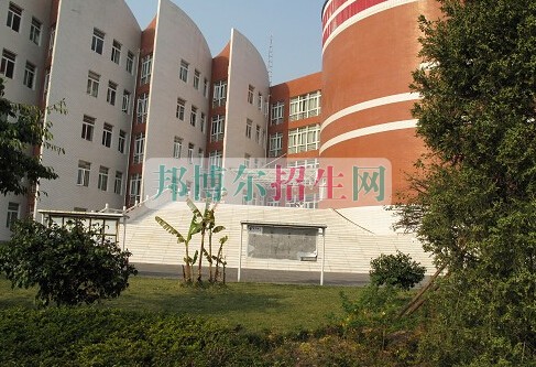 保山中醫(yī)藥高等?？茖W校