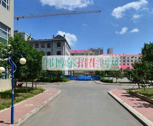 哪個(gè)大專(zhuān)學(xué)校通信技術(shù)好