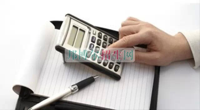 成都初中生讀會計(jì)怎么樣