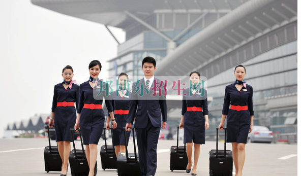 成都空中乘務(wù)學校哪個好