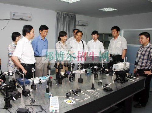 成都有什么眼視光技術(shù)學校