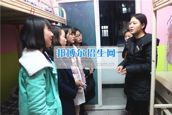 成都希望幼師學(xué)校是責(zé)任？更是一種愛！