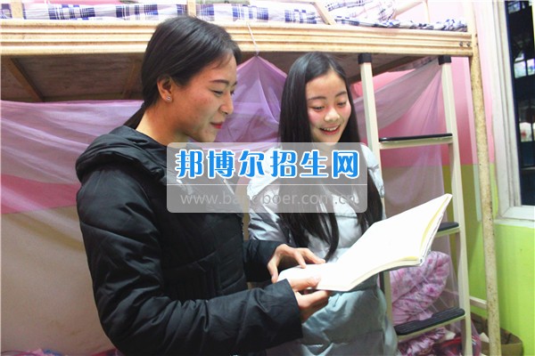 成都希望幼師學(xué)校是責(zé)任？更是一種愛！