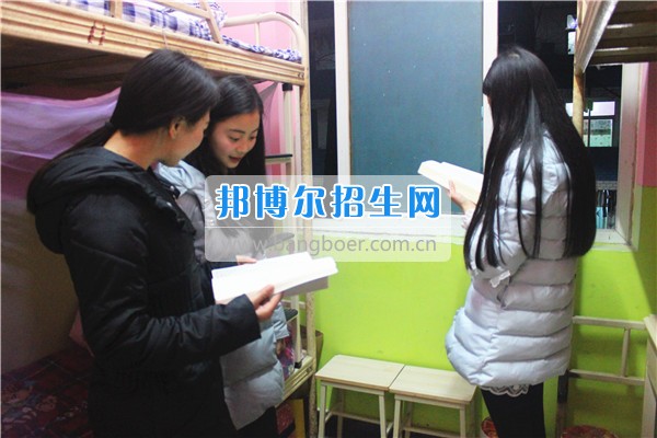成都希望幼師學(xué)校是責(zé)任？更是一種愛！