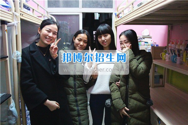 成都希望幼師學(xué)校是責(zé)任？更是一種愛！