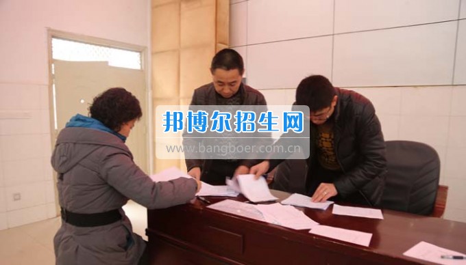 四川省古藺縣職業(yè)高級中學(xué)校集智匯力，全力推進(jìn)依法治校
