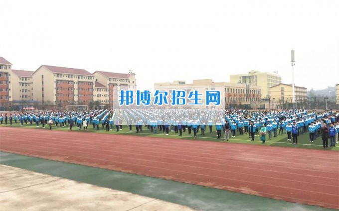 加強文明禮儀養(yǎng)成教育 培養(yǎng)高素質的中國工匠——瀘職校汽車工程部文明禮儀養(yǎng)成教育培訓活動