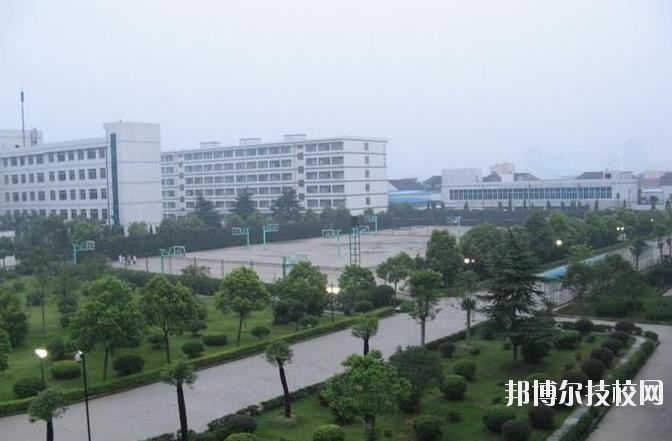 浙江工業(yè)職業(yè)技術(shù)學(xué)院怎么樣、好不好