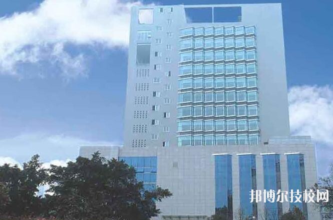 重慶五一高級(jí)技工學(xué)校2020年學(xué)費(fèi)、收費(fèi)多少