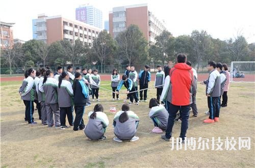 嘉興市建筑工業(yè)學(xué)校2020年報名條件、招生要求、招生對象