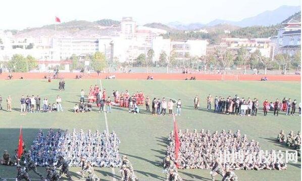 平塘中等職業(yè)學校2020年報名條件、招生要求、招生對象