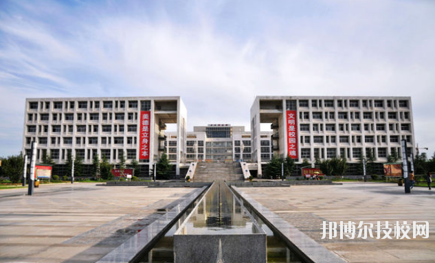 陜西商貿(mào)學(xué)院附屬中職校2020年報(bào)名條件、招生要求、招生對象 