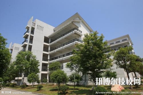 平壩職業(yè)高級(jí)中學(xué)怎么樣、好不好
