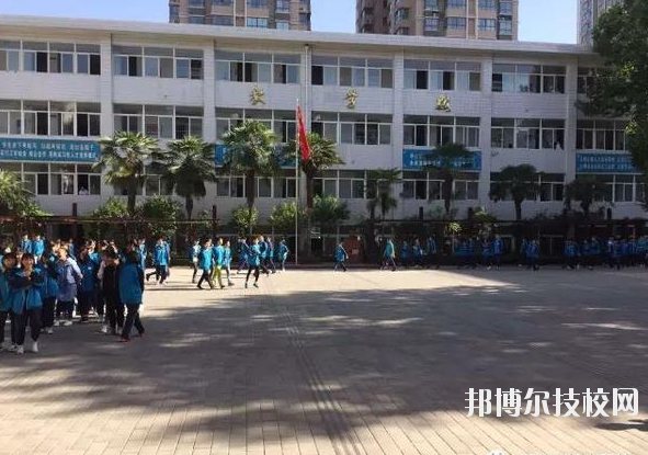 西安市機(jī)電職業(yè)技術(shù)學(xué)校2020年報(bào)名條件、招生要求、招生對象 