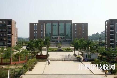 武漢南華光電職業(yè)技術學校學校怎么樣、好不好