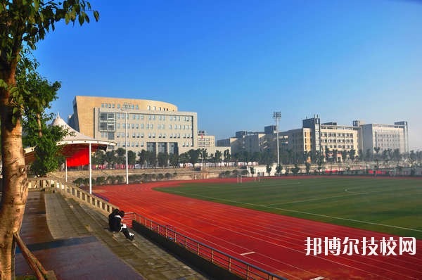 廣州從化高級(jí)技工學(xué)校2020年報(bào)名條件、招生要求、招生對(duì)象