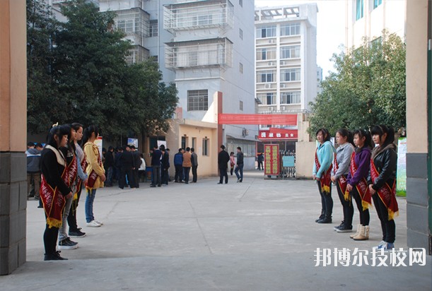 江西電子工業(yè)中等專業(yè)學(xué)校2020年報(bào)名條件、招生要求、招生對象