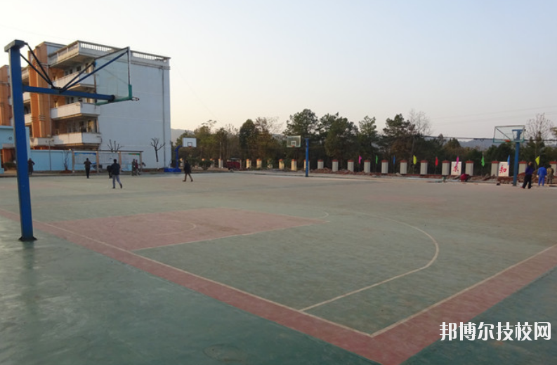 泰和中等專業(yè)學(xué)校2020年報名條件、招生要求、招生對象 
