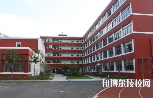 紫云苗族布依族自治民族職業(yè)技術中學怎么樣、好不好