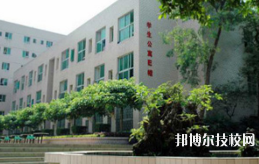 重慶機(jī)械技師學(xué)院2020年報(bào)名條件、招生要求、招生對(duì)象