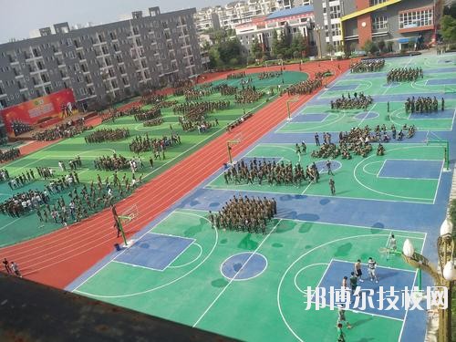 成都鐵路運(yùn)輸學(xué)校2020年報(bào)名條件、招生要求、招生對象