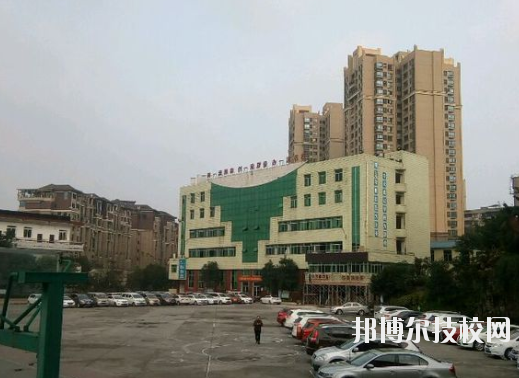 重慶機(jī)械技師學(xué)院怎么樣、好不好