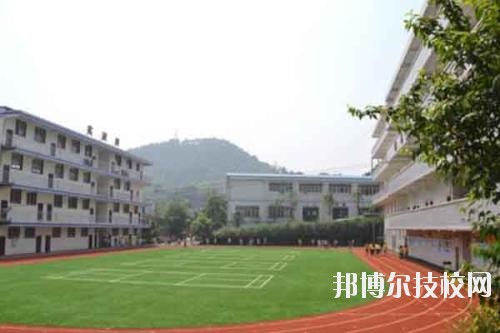 水城職業(yè)技術(shù)學(xué)校2020年報名條件、招生要求、招生對象