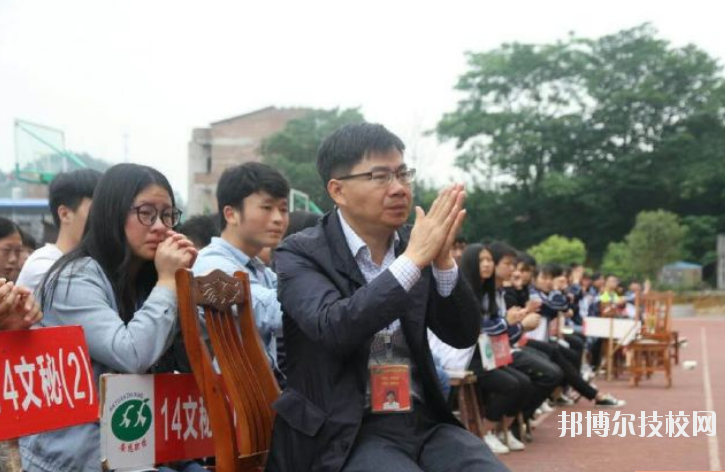安源區(qū)職業(yè)中等專業(yè)學(xué)校怎么樣、好不好