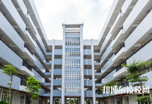 廣州財經(jīng)職業(yè)學校2020年報名條件、招生要求、招生對象