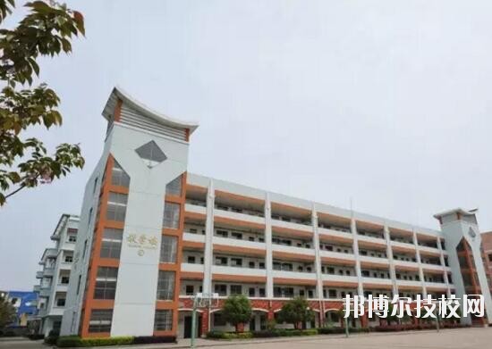 義烏城鎮(zhèn)職業(yè)技術(shù)學(xué)校2020年報名條件、招生要求、招生對象