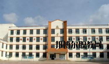 臨潭職業(yè)技術(shù)中學(xué)2020年報名條件、招生要求、招生對象