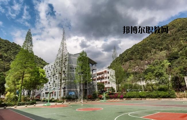 永嘉縣職業(yè)中學(xué)2020年報(bào)名條件、招生要求、招生對(duì)象