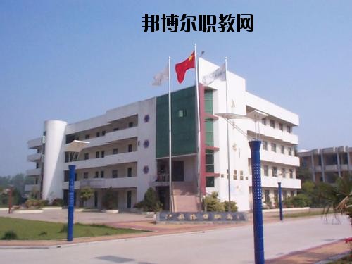 昭陽區(qū)高級職業(yè)中學(xué)2020年報名條件、招生要求、招生對象