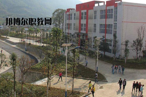 自貢市影視藝術(shù)學(xué)校2020年報(bào)名條件、招生要求、招生對(duì)象
