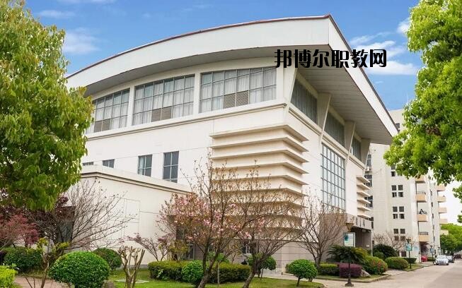 平陽縣職業(yè)教育中心2020年報名條件、招生要求、招生對象