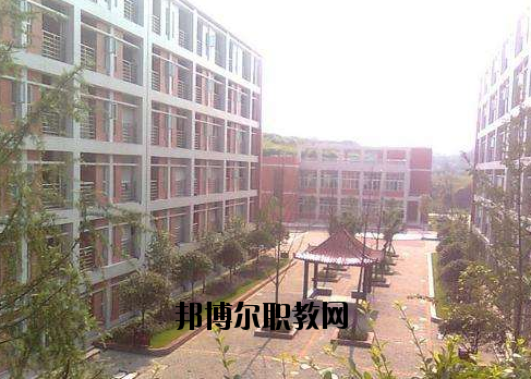 樂清虹橋職業(yè)技術(shù)學(xué)校怎么樣，好不好