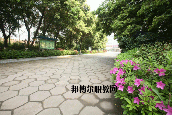 贛州農(nóng)業(yè)學(xué)校2020年報名條件、招生要求、招生對象 