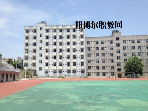 貴州省電子工業(yè)學(xué)校2020年報名條件、招生要求、招生對象