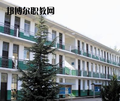 雙柏縣職業(yè)高級(jí)中學(xué)2020年報(bào)名條件、招生要求、招生對(duì)象