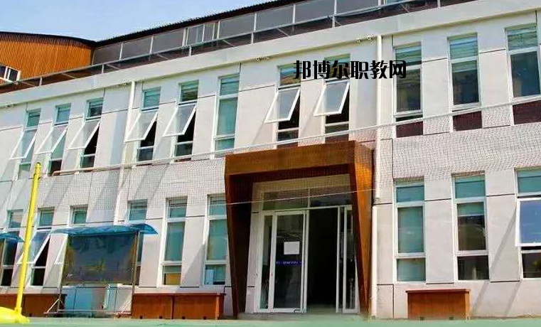 西安華樂藝術(shù)職業(yè)學(xué)校2020年報名條件、招生要求、招生對象