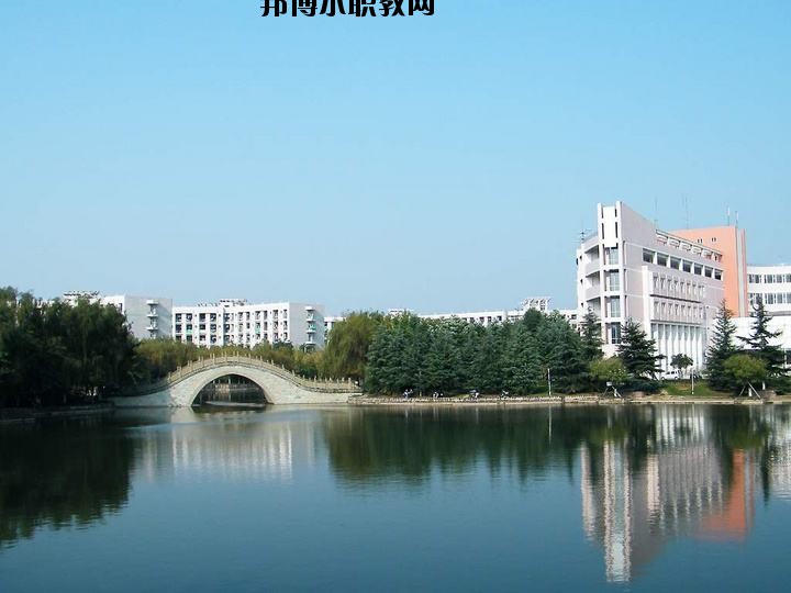 咸寧衛(wèi)生學(xué)校2020年報名條件、招生要求、招生對象