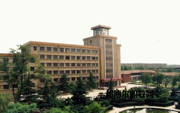 咸陽中鐵工程職業(yè)技術(shù)學(xué)校2020年報名條件、招生要求、招生對象 