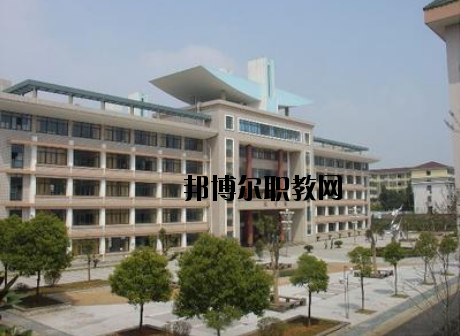 贛州服裝職業(yè)技術(shù)學(xué)校2020年報名條件、招生要求、招生對象
