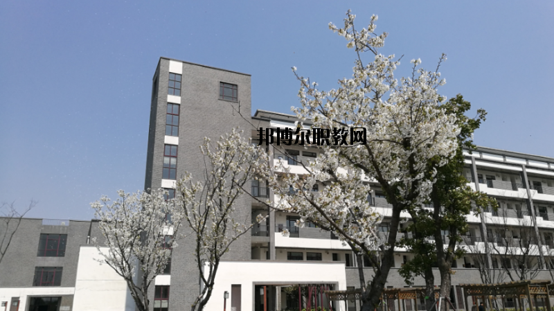 蘇州高等幼兒師范學(xué)校2020年報名條件、招生要求、招生對象