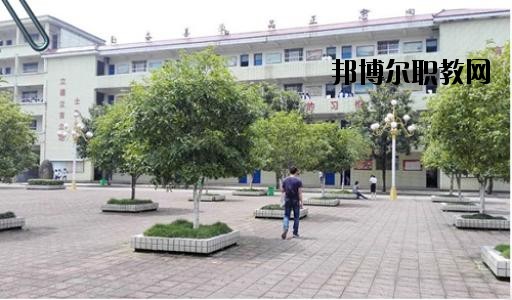 萍鄉(xiāng)福田職業(yè)中學(xué)2020年報(bào)名條件、招生要求、招生對(duì)象